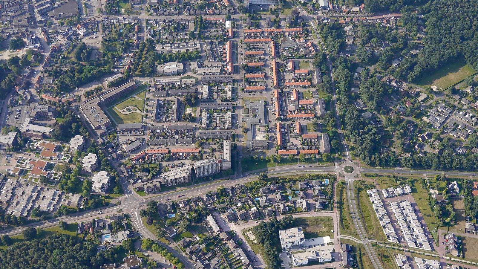 Luchtfoto van Centrum West